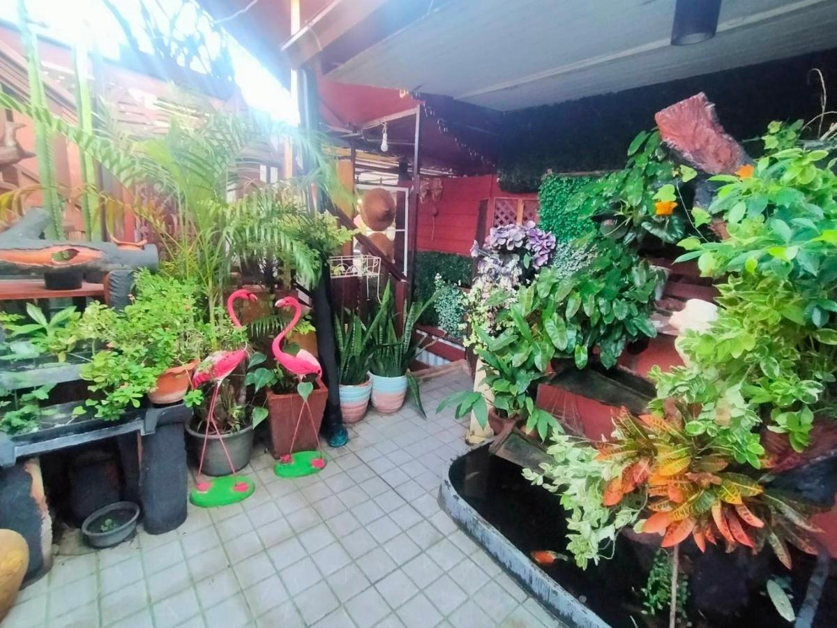 Ruenthip Homestay Bangkok Esterno foto