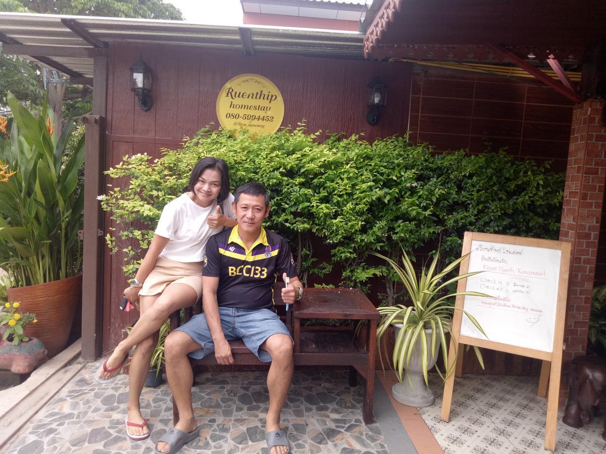 Ruenthip Homestay Bangkok Esterno foto